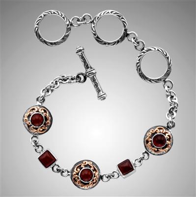 Carnelian silver bracelet with gold. Arista.                                                                                                                                                                                                              