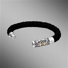 Thick braided leather bracelet with magnetic clasp.                                                                                                                                                                                                       