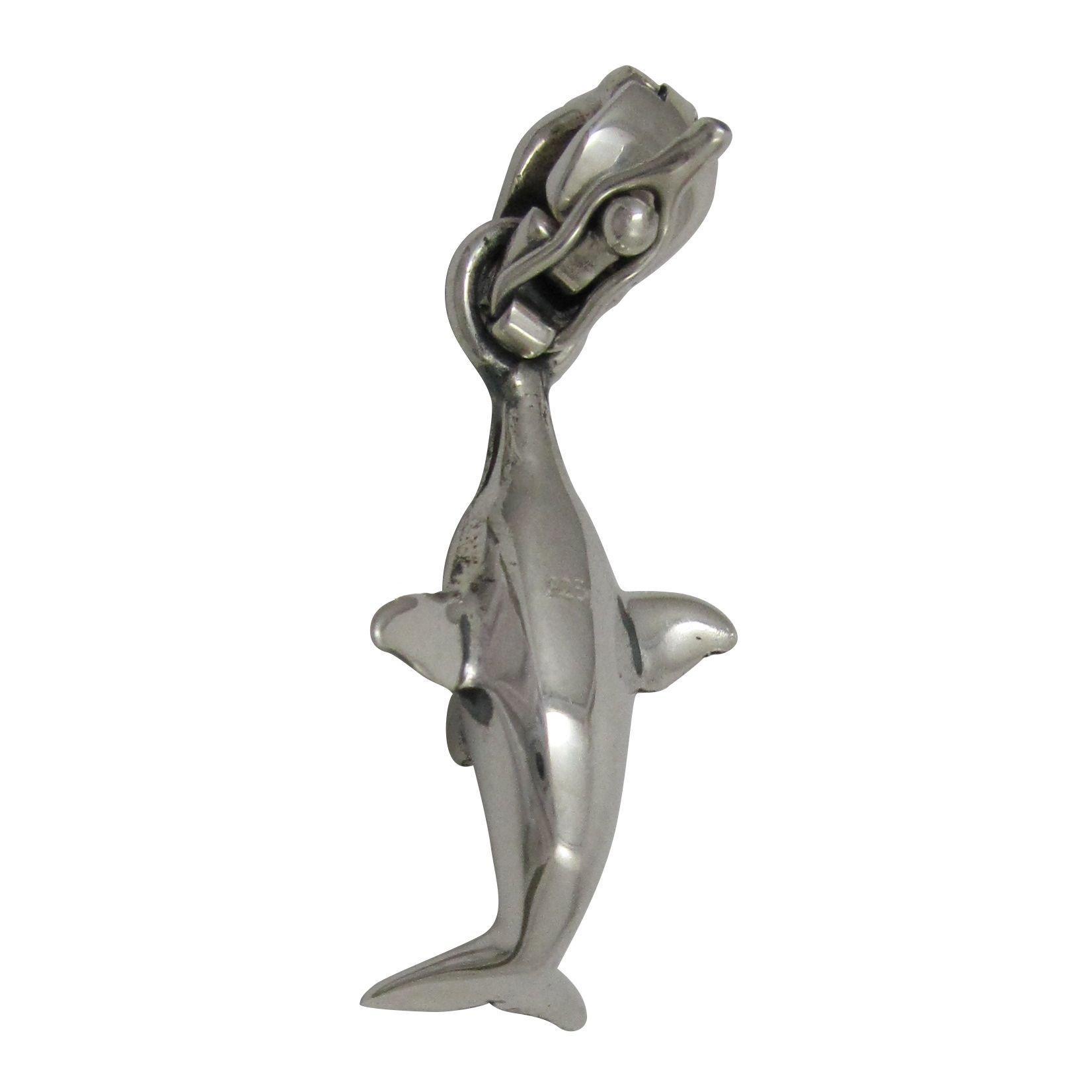 silver dolphin pendant                                                                                                                                                                                                                                    