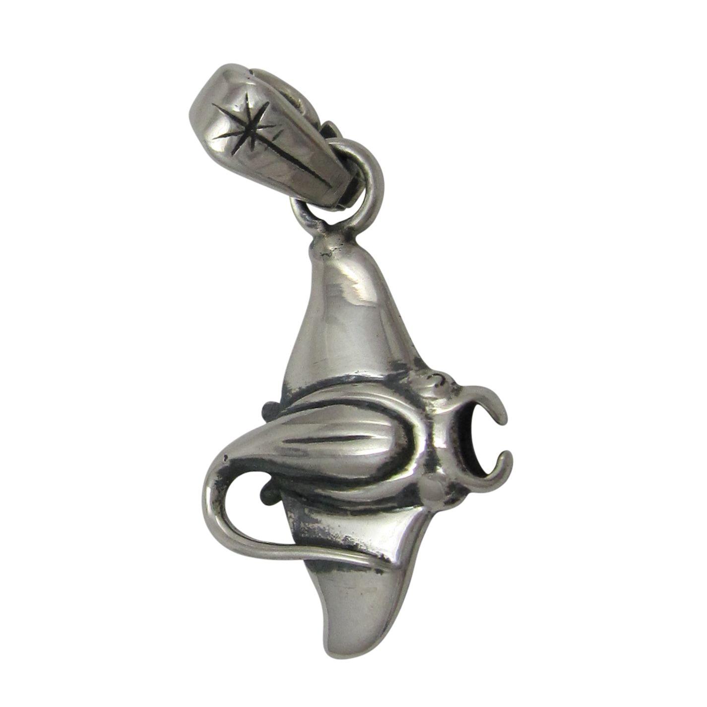 Silver stingray pendant.                                                                                                                                                                                                                                  