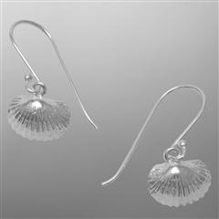 Silver shell earrings with hooks                                                                                                                                                                                                                          