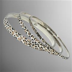 Leopard bangle bracelets.                                                                                                                                                                                                                                 