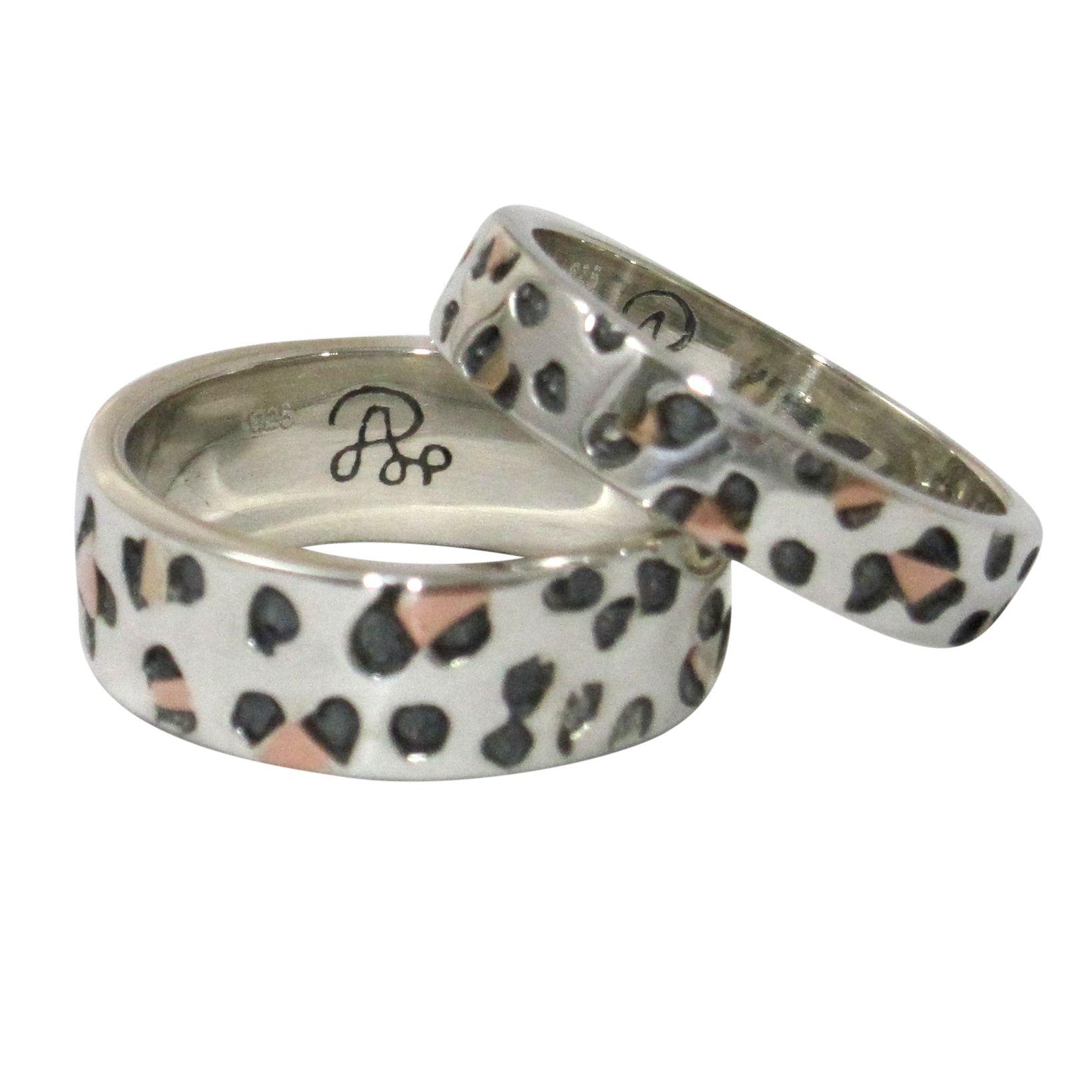 leopard band ring.                                                                                                                                                                                                                                        