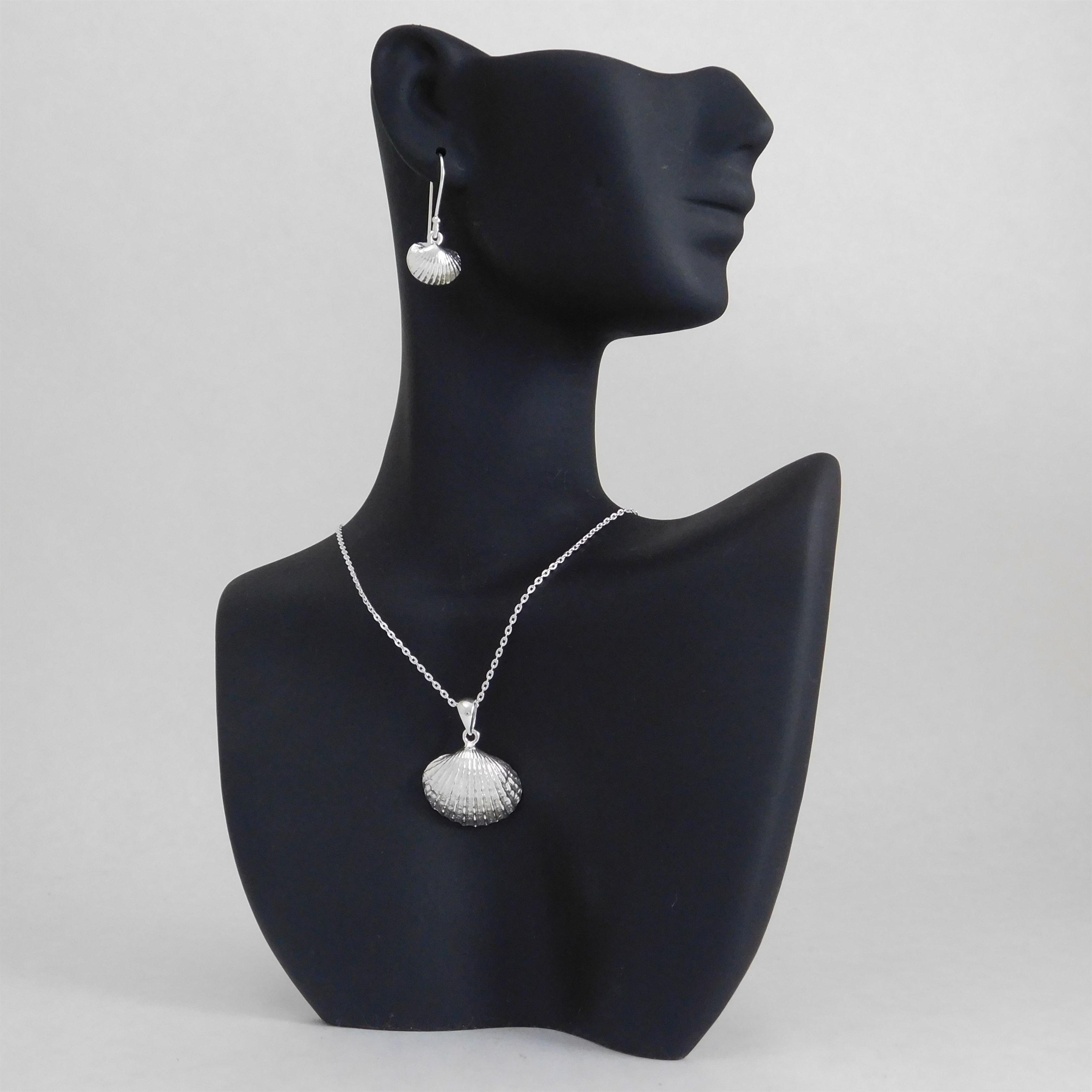 Sterling silver shell jewelry set with necklace.                                                                                                                                                                                                          